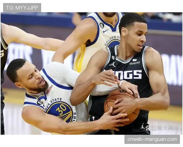 勇士主场对阵国王，水花兄弟复仇战意强烈